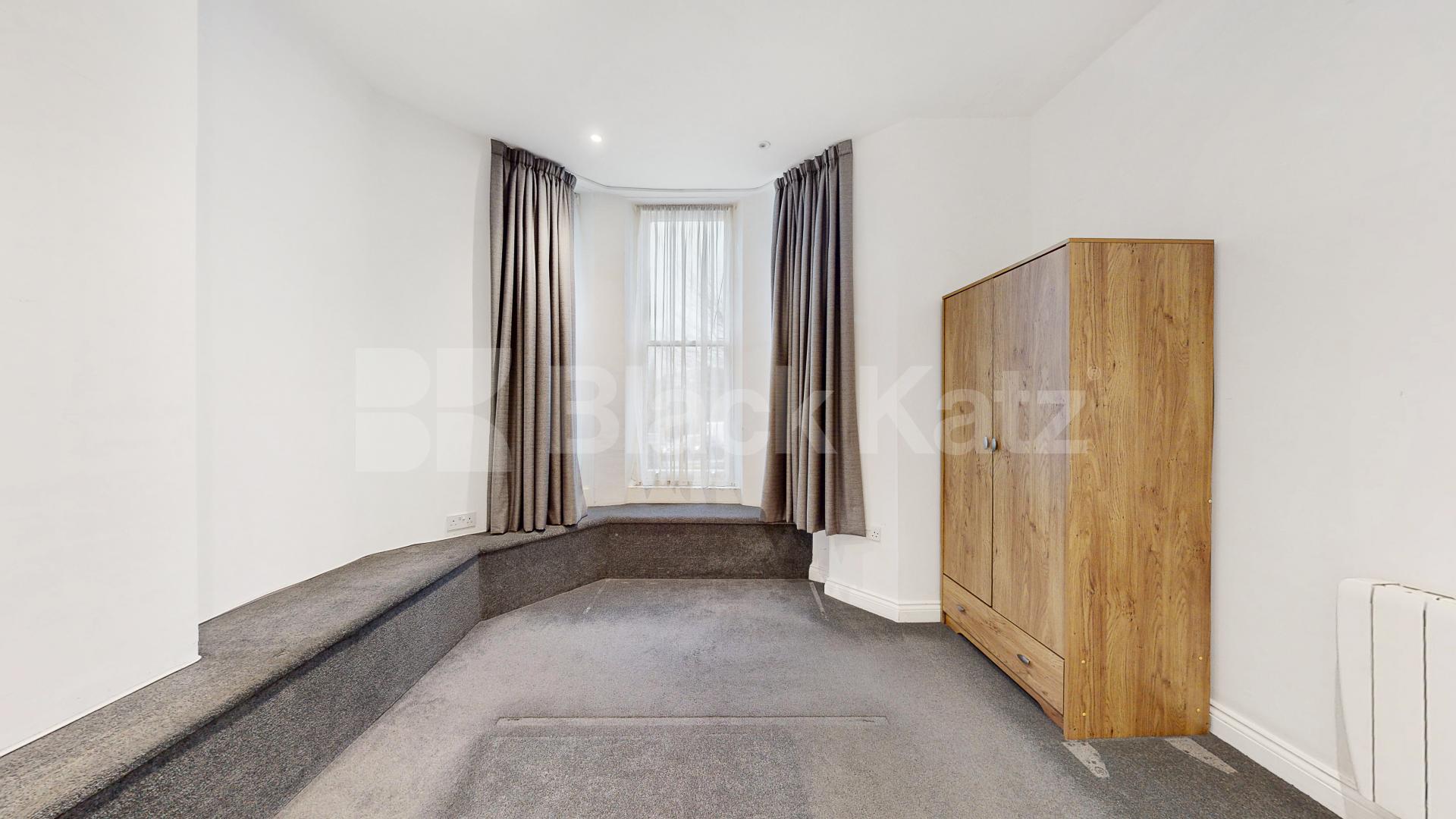 			2 Bedroom, 1 bath, 1 reception 			 Mill Lane, London, NW6,  London