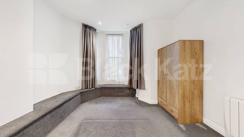 			2 Bedroom, 1 bath, 1 reception 			 Mill Lane, London, NW6,  London