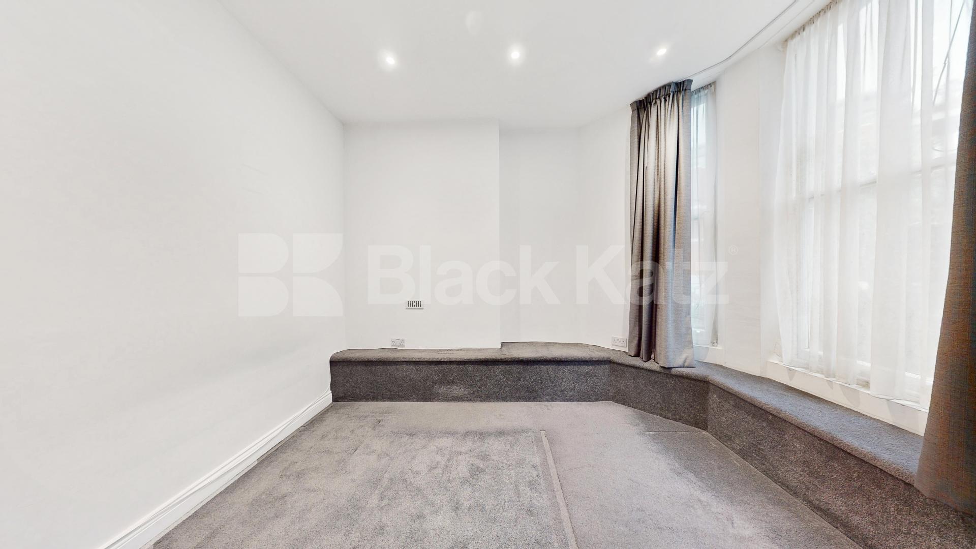 			2 Bedroom, 1 bath, 1 reception 			 Mill Lane,  London  NW6