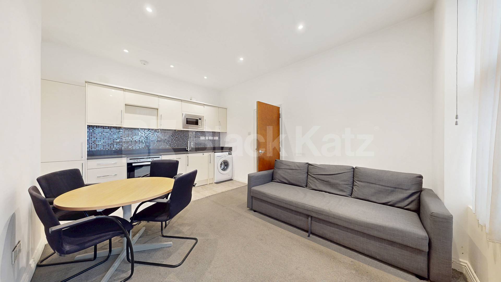 			2 Bedroom, 1 bath, 1 reception 			 Mill Lane,  London  NW6