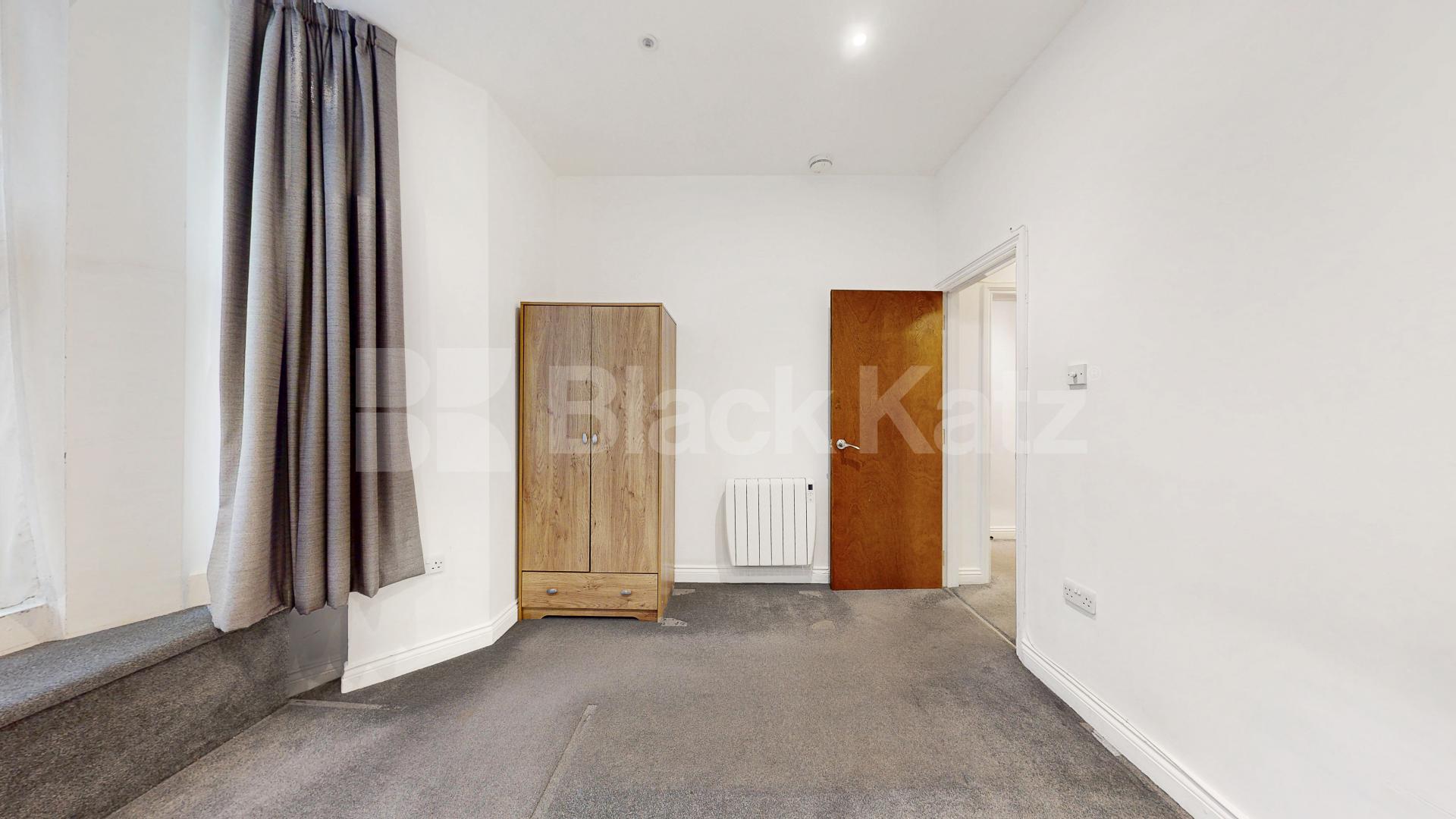 			2 Bedroom, 1 bath, 1 reception 			 Mill Lane,  London  NW6