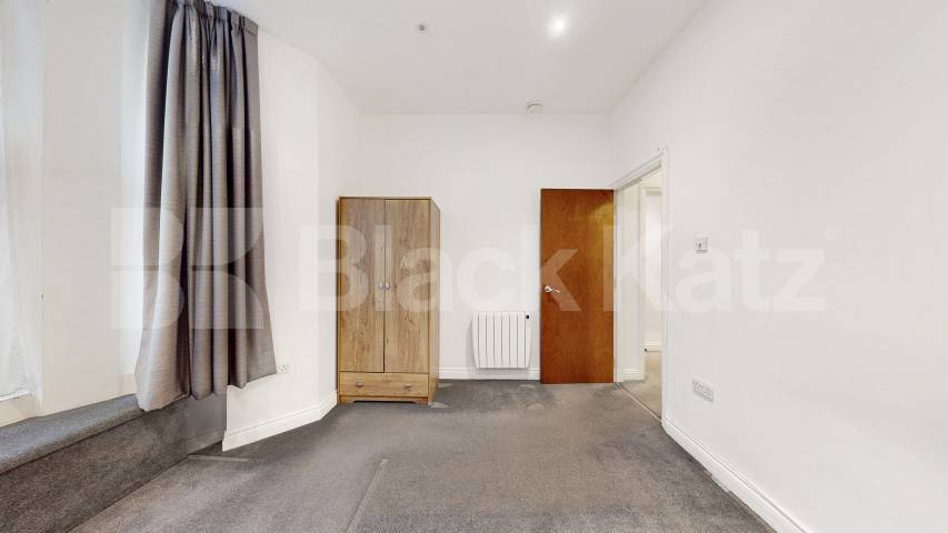 			2 Bedroom, 1 bath, 1 reception 			 Mill Lane, London, NW6,  London