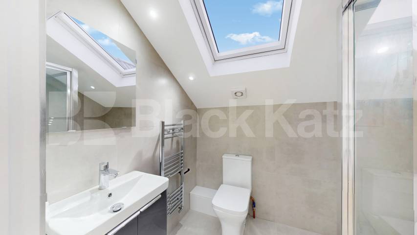 			3 Bedroom, 3 bath, 1 reception 			 Acland Road,  London  NW2