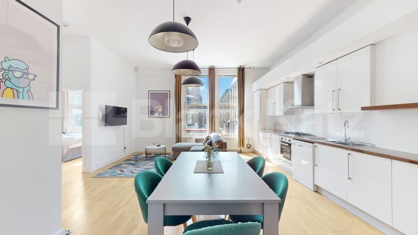 Stunning Three Double Bedroom, Two Bathroom Apartment in Heart of Shoreditch Great Eastern Street , Old Street - Shoreditch