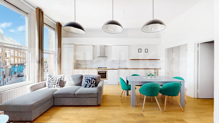 Stunning Three Double Bedroom, Two Bathroom Apartment in Heart of Shoreditch Great Eastern Street , Old Street - Shoreditch