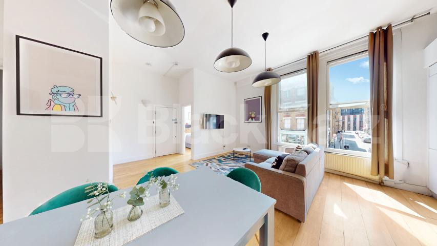 Stunning Three Double Bedroom, Two Bathroom Apartment in Heart of Shoreditch Great Eastern Street , Old Street - Shoreditch