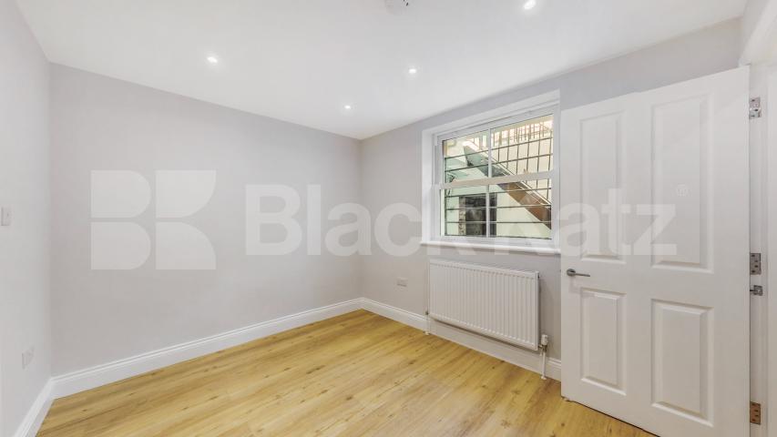 Stylish Refurbished 1 Bed Apartment in Bell Street mins to Regents Park Bell Street, Marylebone