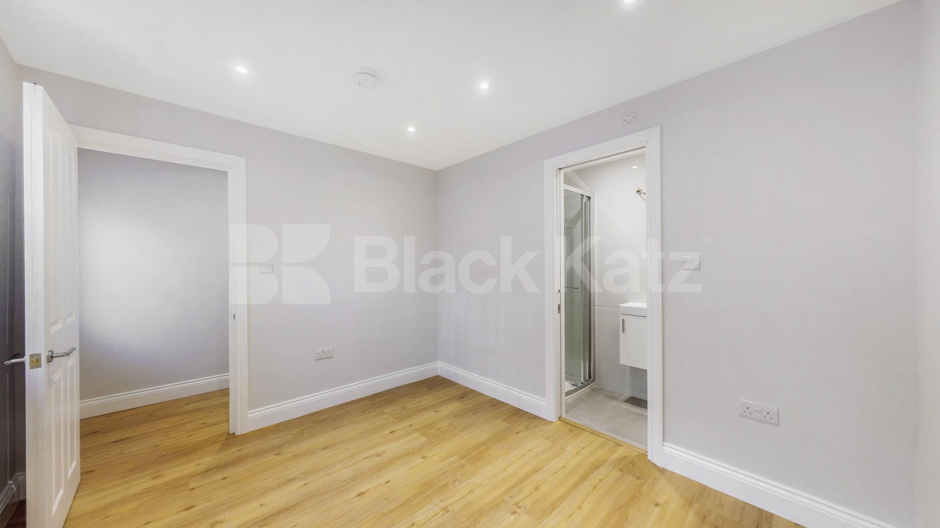 Stylish Refurbished 1 Bed Apartment in Bell Street mins to Regents Park Bell Street, Marylebone