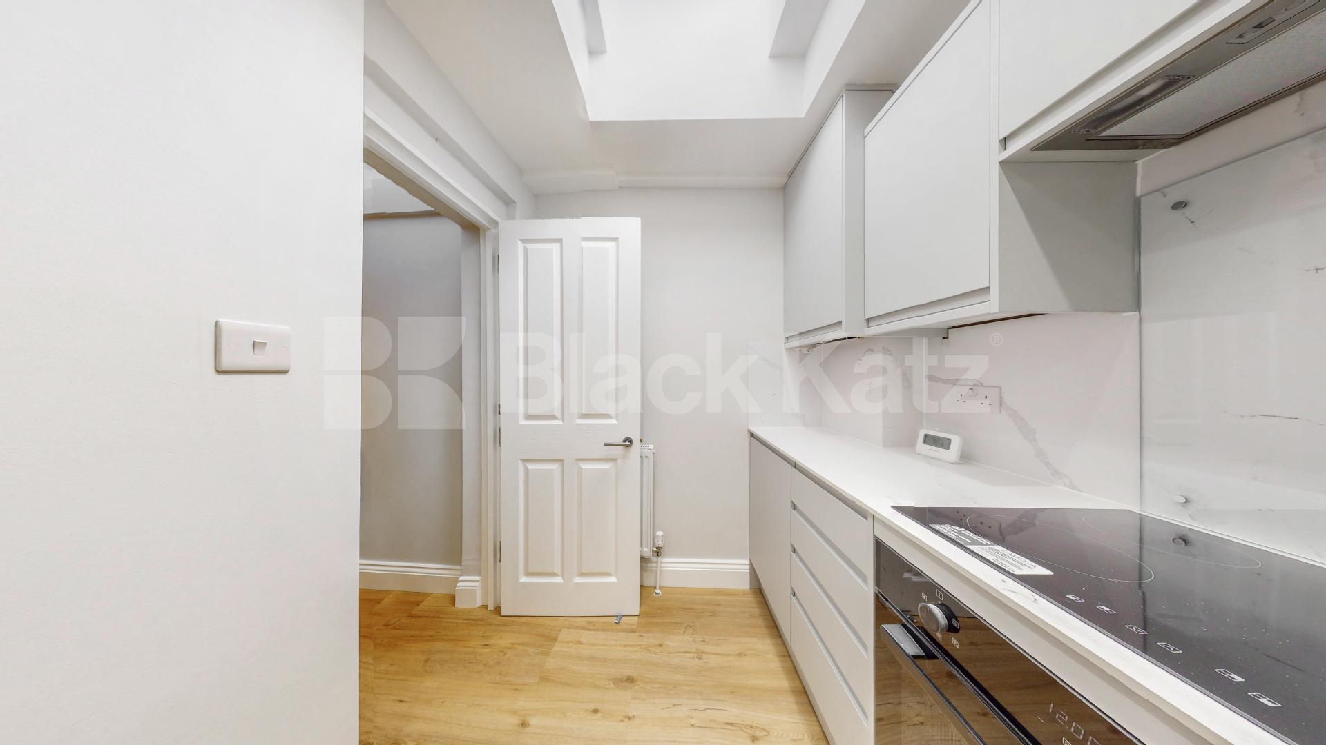 Stylish Refurbished 1 Bed Apartment in Bell Street mins to Regents Park Bell Street, Marylebone