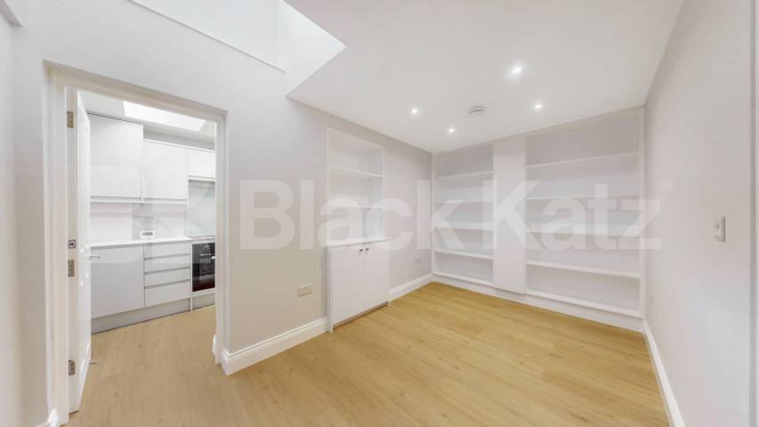 Stylish Refurbished 1 Bed Apartment in Bell Street mins to Regents Park Bell Street, Marylebone