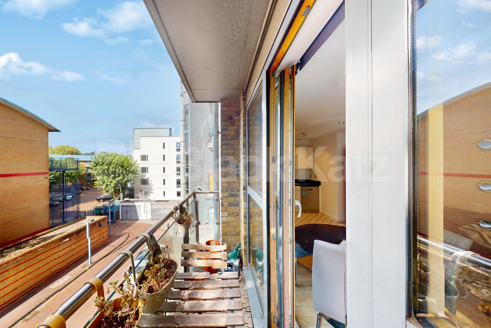 Boasting size, quality & location Boulevard Mansions.Borough Road, Borough