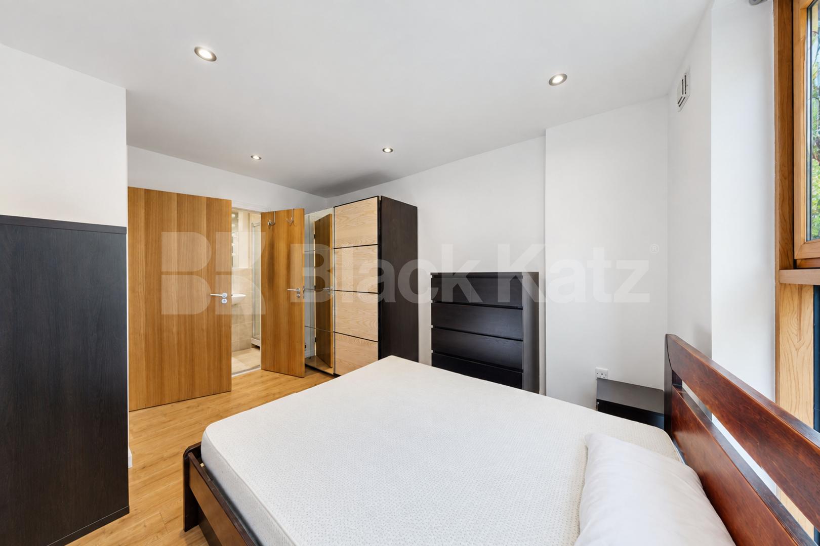 Boasting size, quality & location Boulevard Mansions.Borough Road, Borough