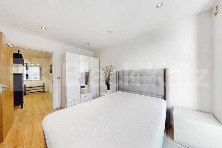 Boasting size, quality & location Boulevard Mansions.Borough Road, Borough