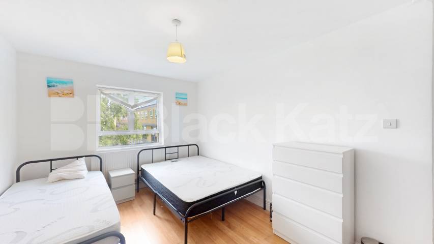Fantastic spacious 3 bed walking distance to UCL, SOAS & ROYAL VET COLLEGE Plender Street, Camden