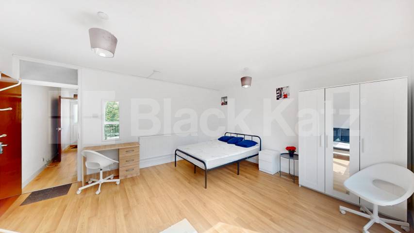 Fantastic spacious 3 bed walking distance to UCL, SOAS & ROYAL VET COLLEGE Plender Street, Camden