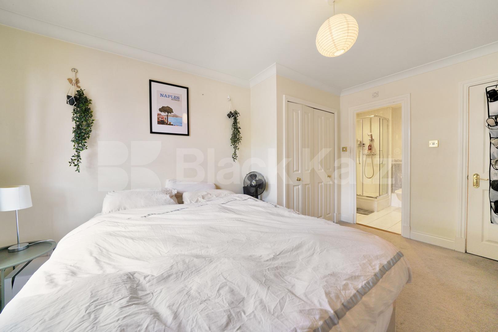 Boasting size, quality & location Bentham House.Falmouth Road, Borough/London Bridge