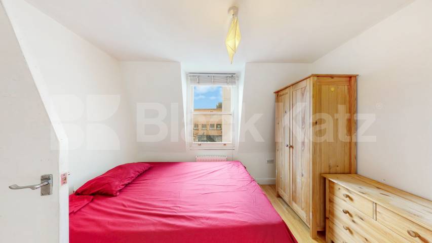 Bright & Spacious 2-Bed Flat to Rent – Minutes from Camden Town Station Camden High Street, Camden