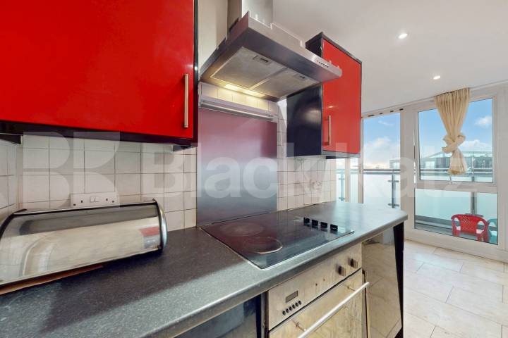 Modern recently refurbished two bed in central location mins to tube Alfred Road , Westbourne Park