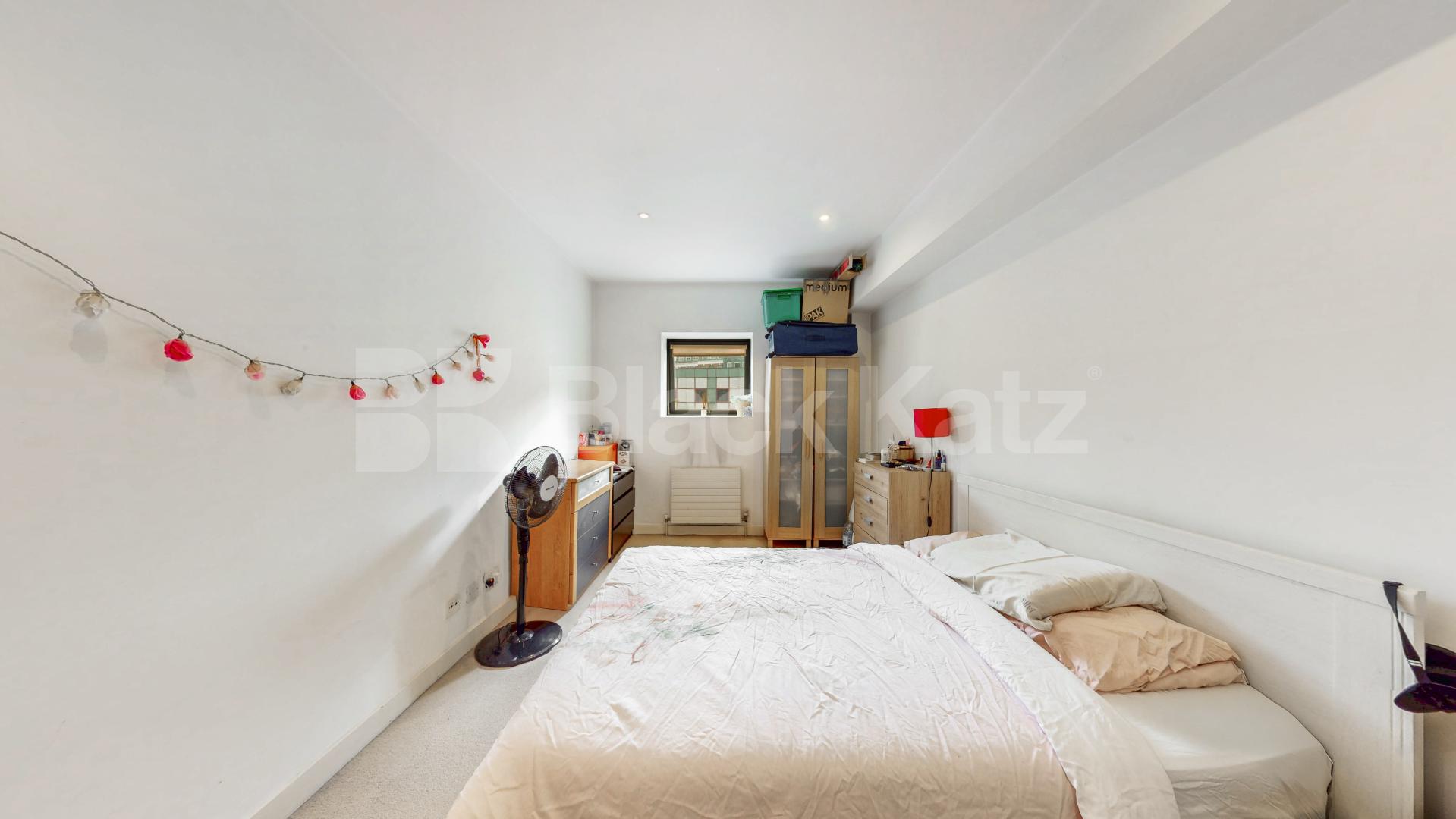 located by farringdon station a 1 bedroom apartment within a new build Turnmill Street, Farringdon 