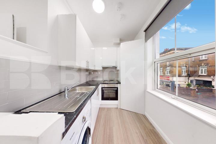 Newly Refurbished One Bedroom Apartments on Green Lanes, N16 Green Lanes, Newington Green