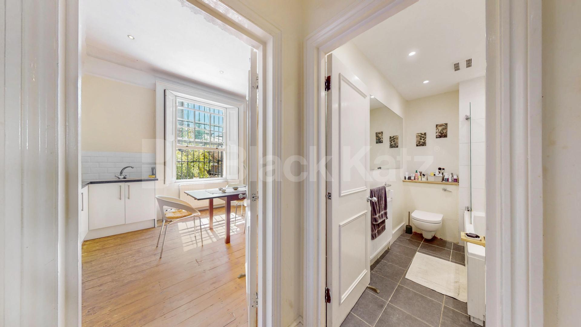 Fantastic two bed set within a period house with high ceilings & wood floors! Camden Road, Camden