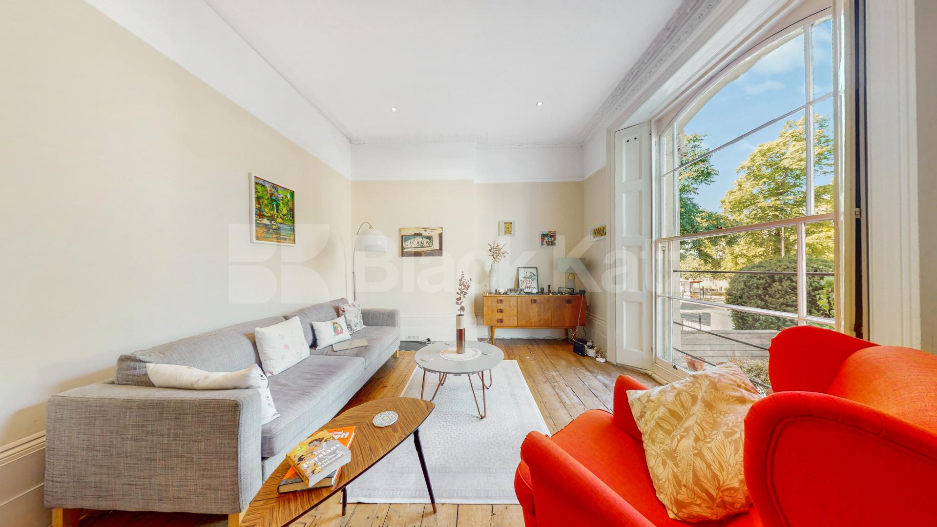 Fantastic two bed set within a period house with high ceilings & wood floors! Camden Road, Camden