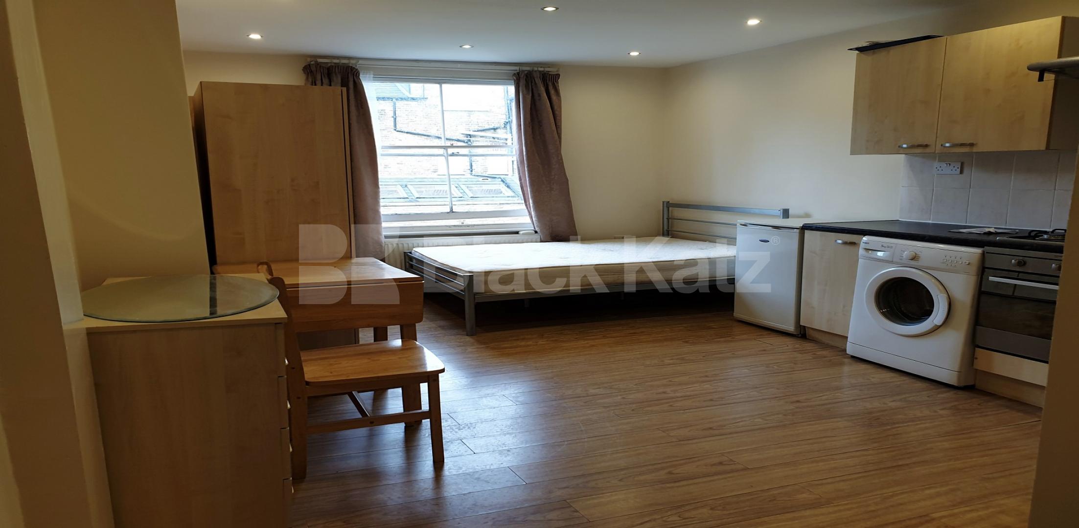 			NEW INSTRUCTION , Studio Apartment, 1 bath, 1 reception Studio			 Foxbourne Road, Balham