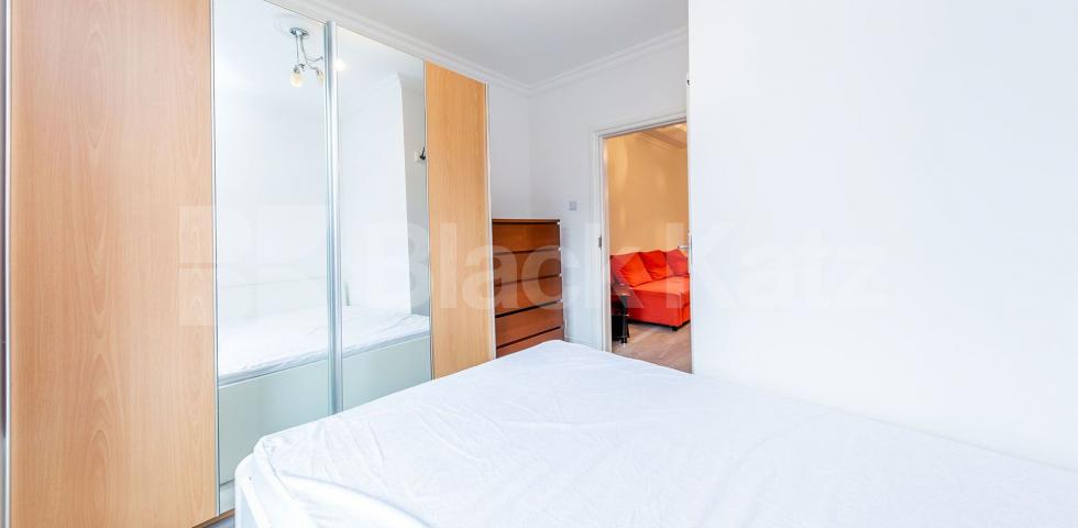 			New Instruction! Private garden!, 1 Bedroom, 1 bath, 1 reception House			 Morley Avenue inc All Bills, Wood Green / Noel Park