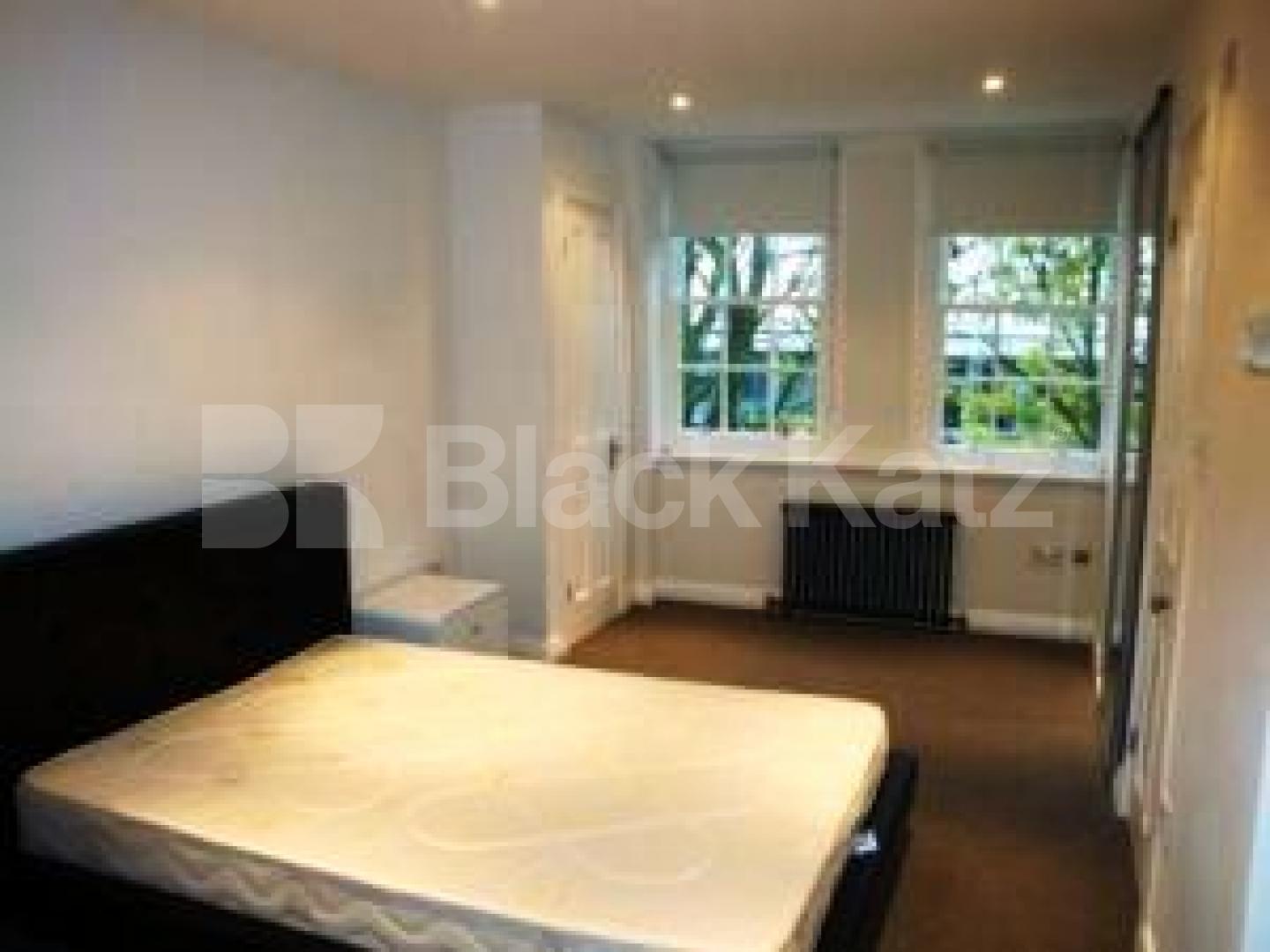 			LUXURY FLAT, 2 Bedroom, 1 bath, 1 reception Flat			 Greenhill Road, HAMPSTEAD