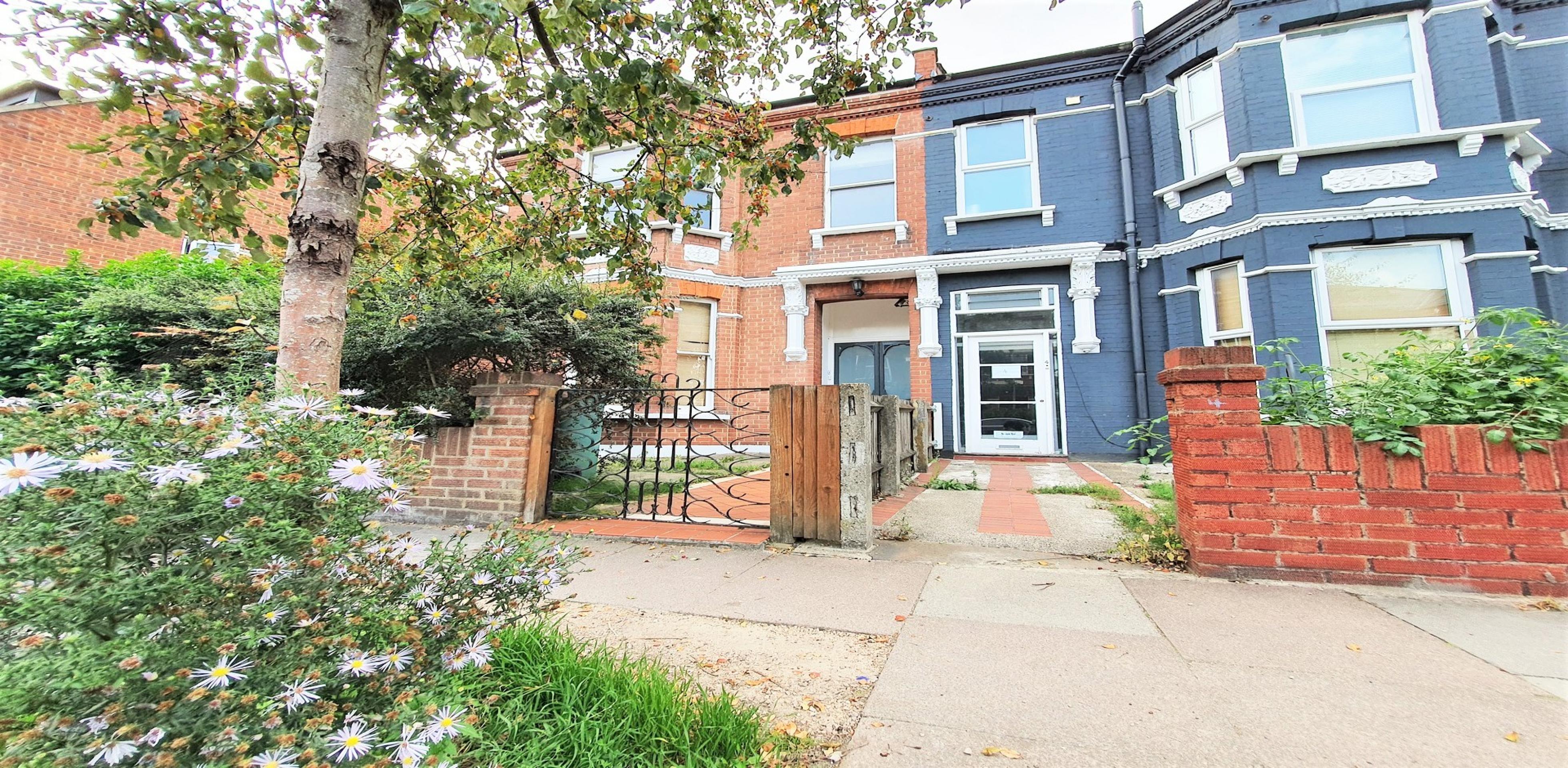 			3 Bedroom, 1 bath, 1 reception Flat			 Ebbsfleet Road , KILBURN NW2