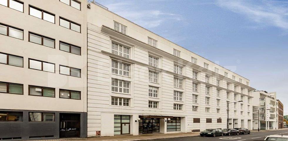 			2 BED 2 BATH & MINS TO TUBE!, 2 Bedroom, 2 bath, 1 reception Flat			 Gilbey House, Jamestown Road, CAMDEN TOWN