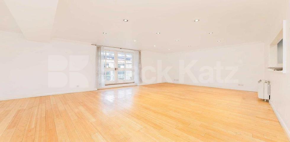 			2 BED 2 BATH & MINS TO TUBE!, 2 Bedroom, 2 bath, 1 reception Flat			 Gilbey House, Jamestown Road, CAMDEN TOWN