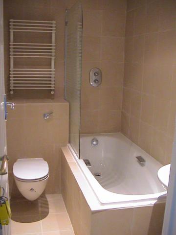 			Spacious, Studio Apartment, 1 bath, 1 reception Flat			 Hendon Way, GOLDERS GREEN