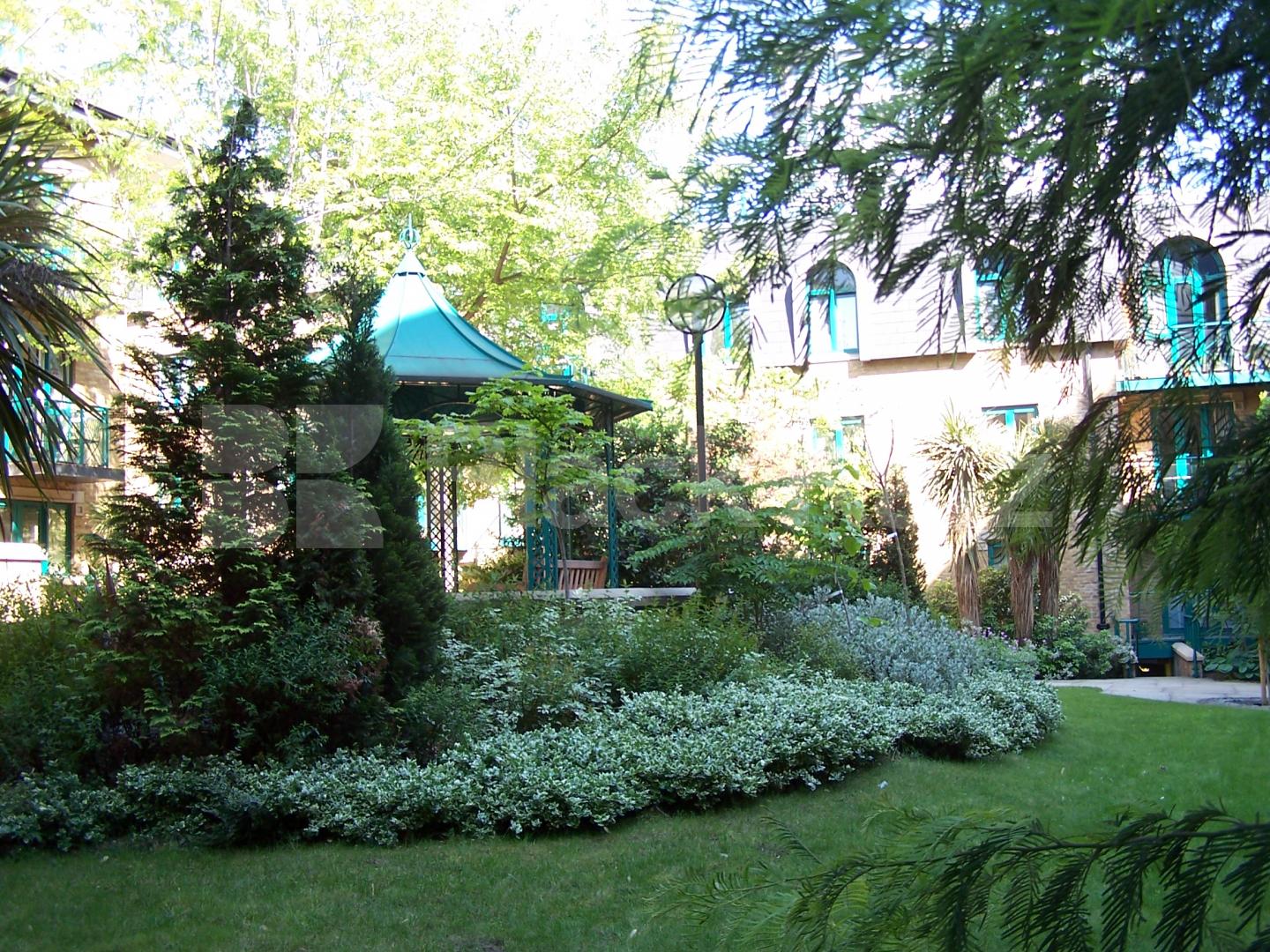 			NEW INSTRUCTION  (One month deposit), 2 Bedroom, 1 bath, 1 reception Apartment			 126 Westminster Bridge Road, Waterloo