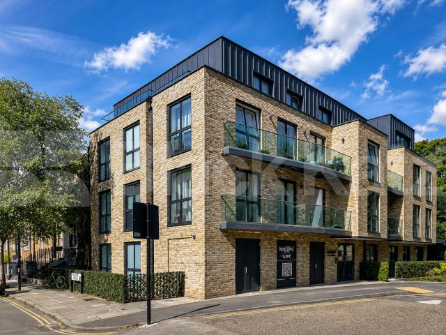 Stunning One Bedroom Apartment in Exclusive Keskidee Development, N1 Gifford Street , Kings Cross