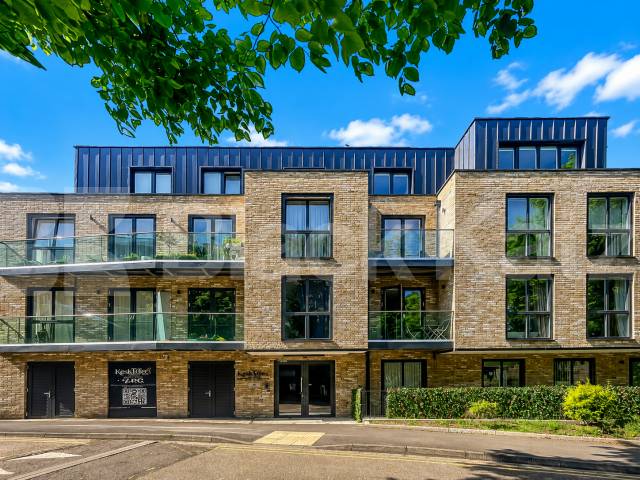 Stunning One Bedroom Apartment in Exclusive Keskidee Development, N1 Gifford Street , Kings Cross