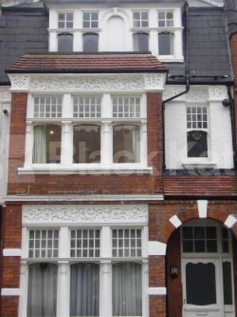 			2 MINS TO BELSIZE PARK TUBE!, 1 Bedroom, 1 bath, 1 reception Flat			 Glenmore Road, BELSIZE PARK
