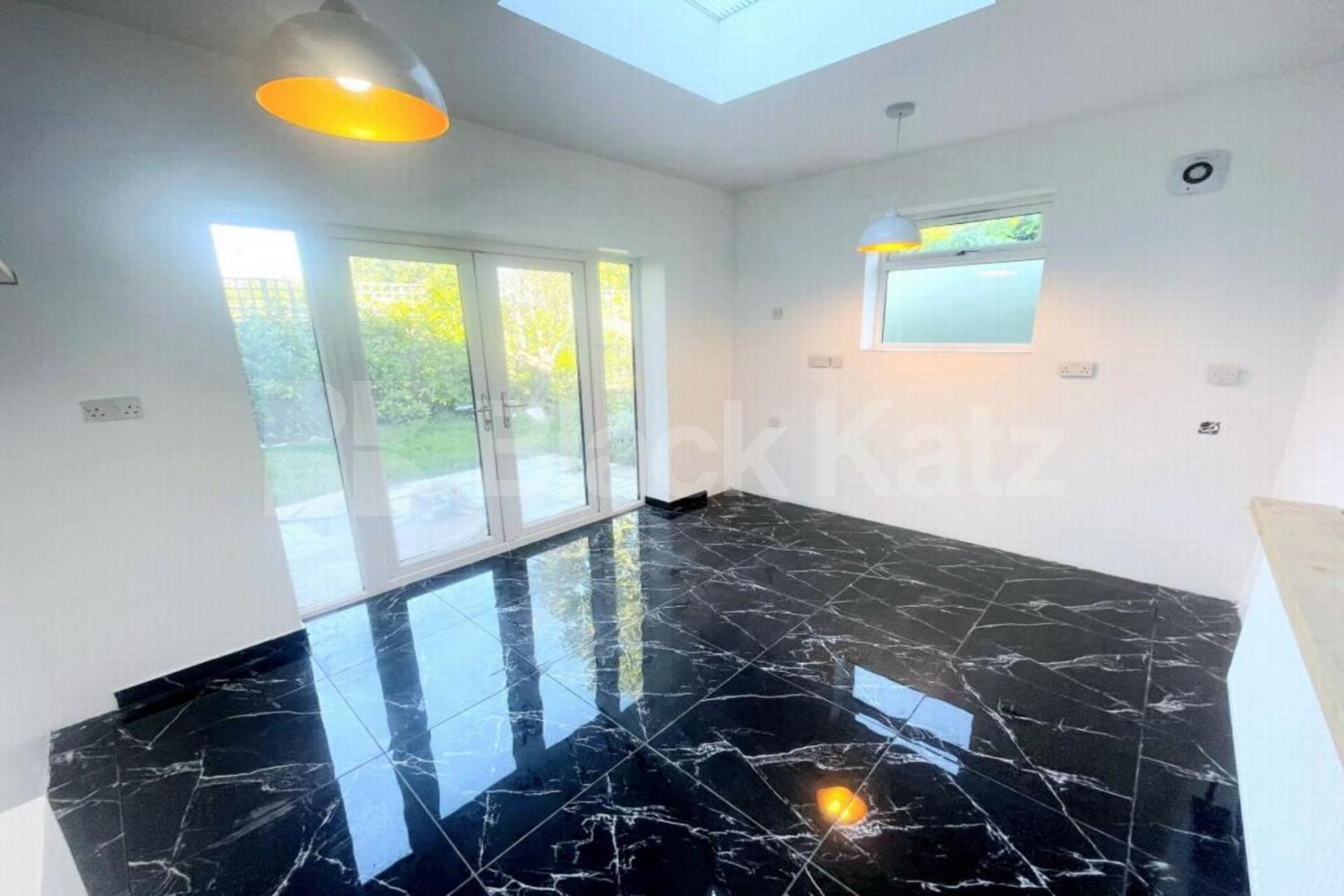 Stunning four bedroom property with a private garden Great North Road, Highgate