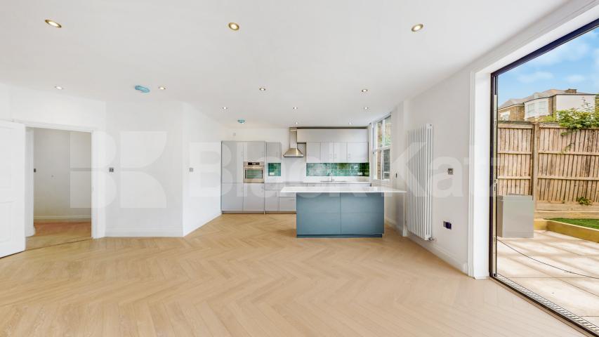 This beautifully renovated three-bedroom, two-bathroom apartment is ideally located on Sarre Road, NW2, at the West Hampstead end of the street, offering excellent access to the area's popular cafés, restaurants, shops, and transport links.Finished  Sarre Road, London, NW2,  London