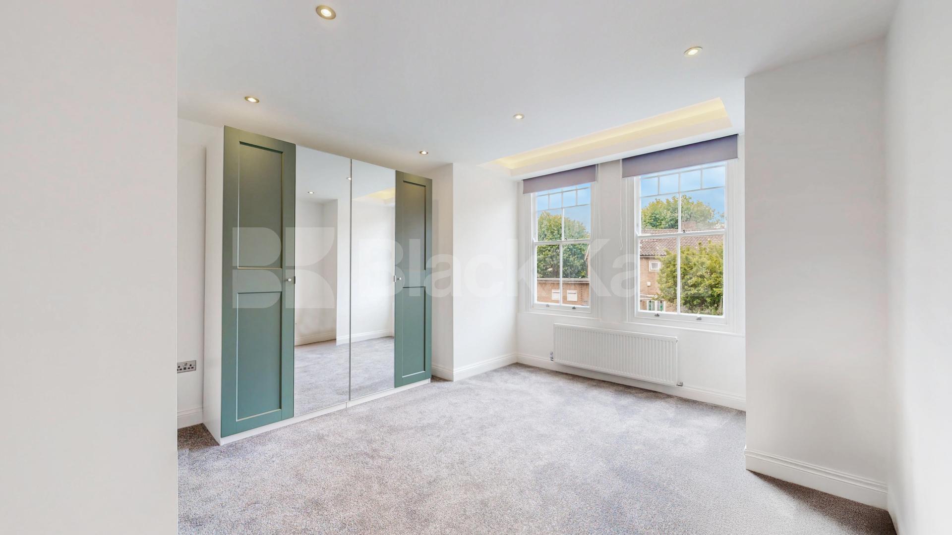 This beautifully renovated three-bedroom, two-bathroom apartment is ideally located on Sarre Road, NW2, at the West Hampstead end of the street, offering excellent access to the area's popular cafés, restaurants, shops, and transport links.Finished  Sarre Road, London, NW2,  London