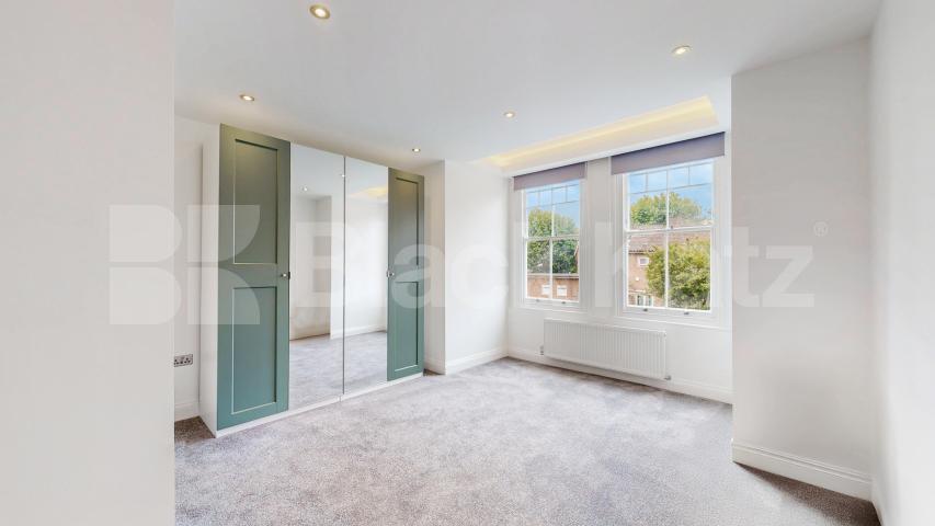 This beautifully renovated three-bedroom, two-bathroom apartment is ideally located on Sarre Road, NW2, at the West Hampstead end of the street, offering excellent access to the area's popular cafés, restaurants, shops, and transport links.Finished  Sarre Road, London, NW2,  London