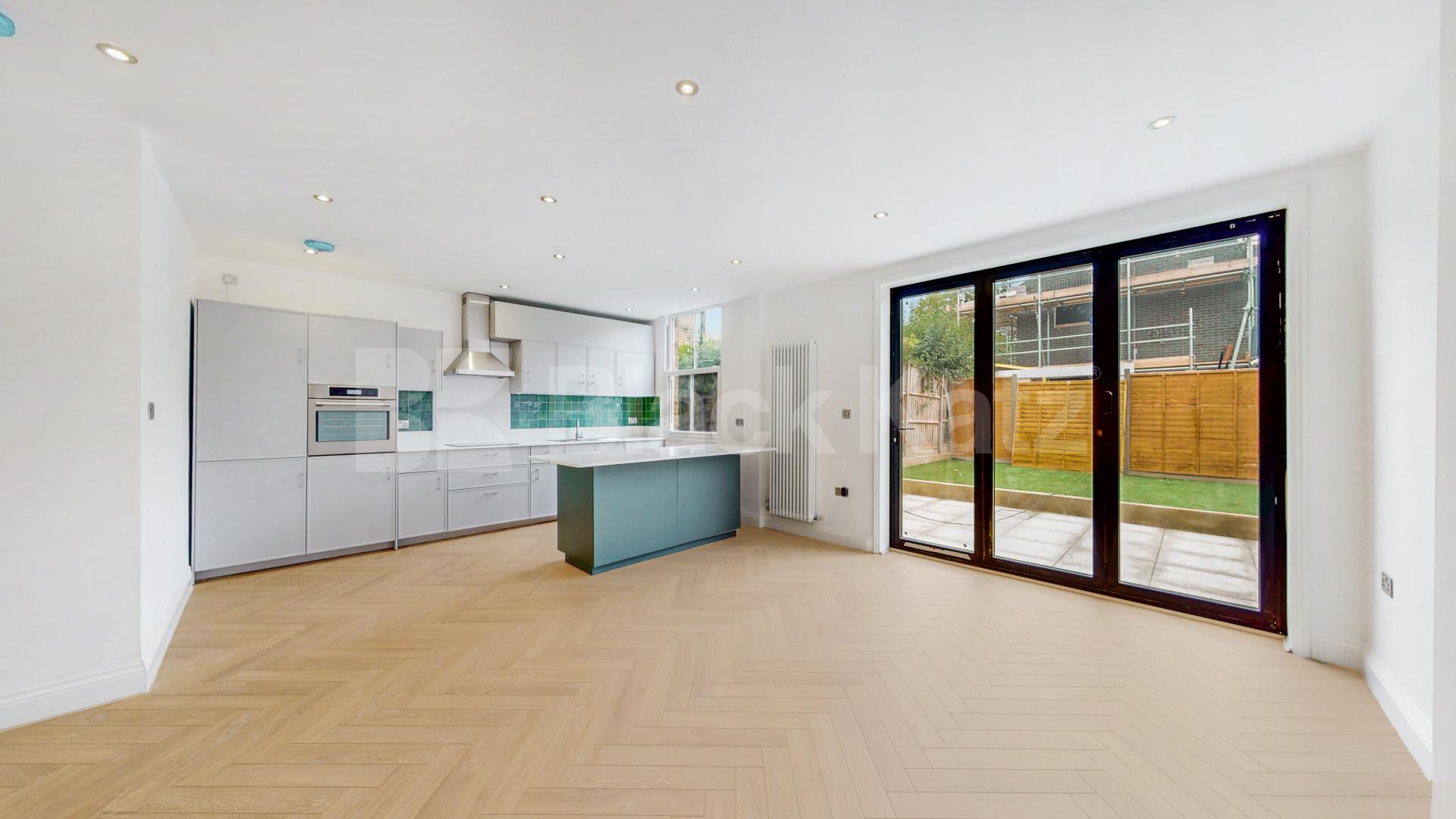This beautifully renovated three-bedroom, two-bathroom apartment is ideally located on Sarre Road, NW2, at the West Hampstead end of the street, offering excellent access to the area's popular cafés, restaurants, shops, and transport links.Finished  Sarre Road, London, NW2,  London