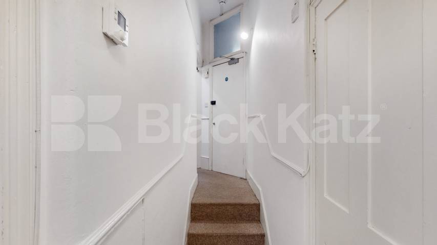 			2 Bedroom, 1 bath, 1 reception 			 Mackeson Road,  London  NW3
