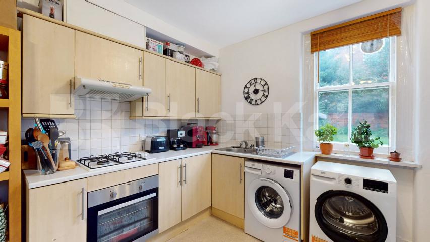 			2 Bedroom, 1 bath, 1 reception 			 Mackeson Road, London, NW3,  London