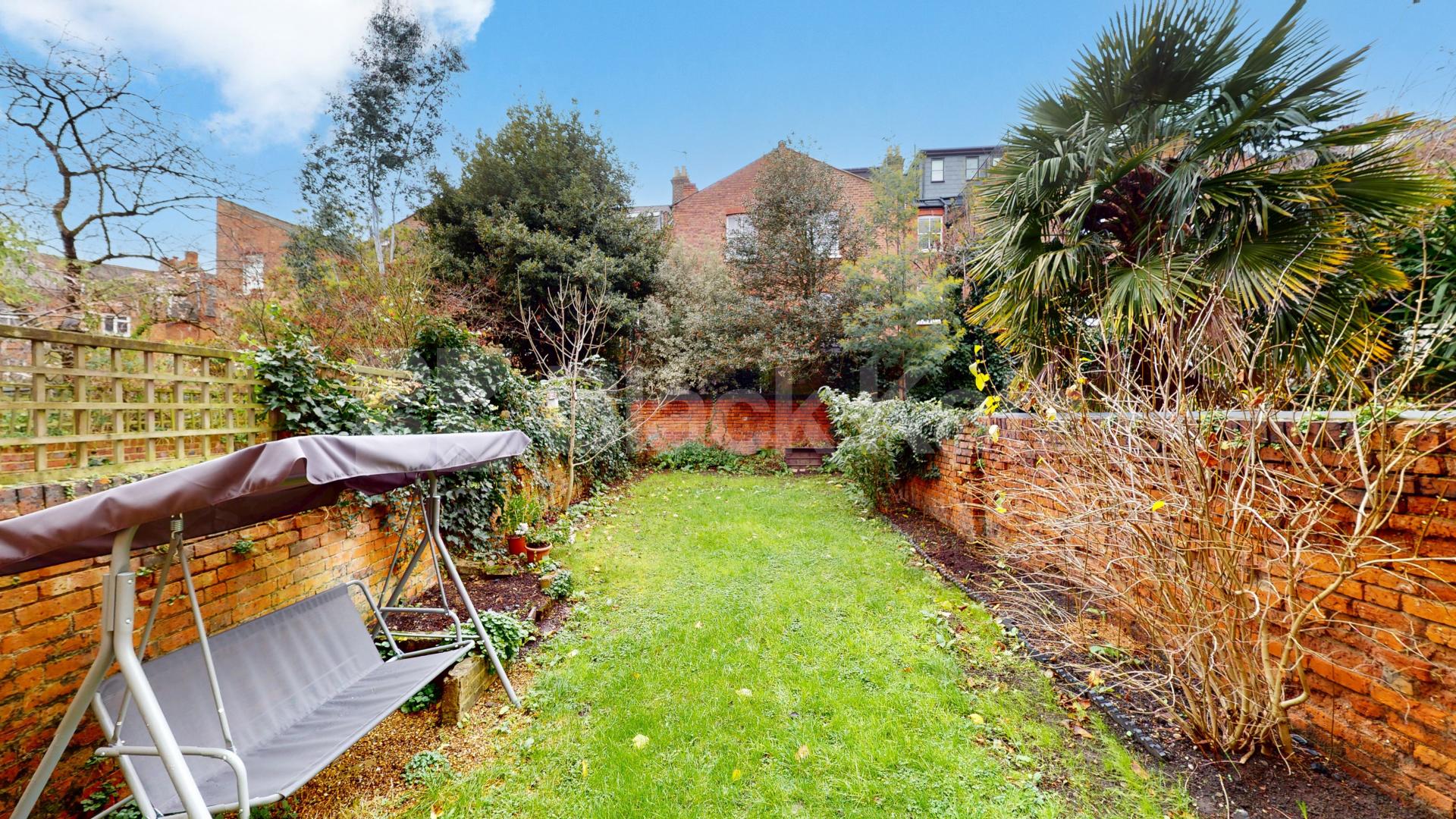 			2 Bedroom, 1 bath, 1 reception 			 Mackeson Road,  London  NW3