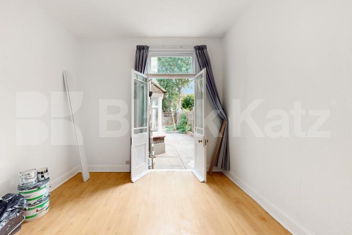 Newly Refurbished Two Bedroom Garden Flat Close to Turnpike Lane Station Sydney Road, Turnpike Lane 