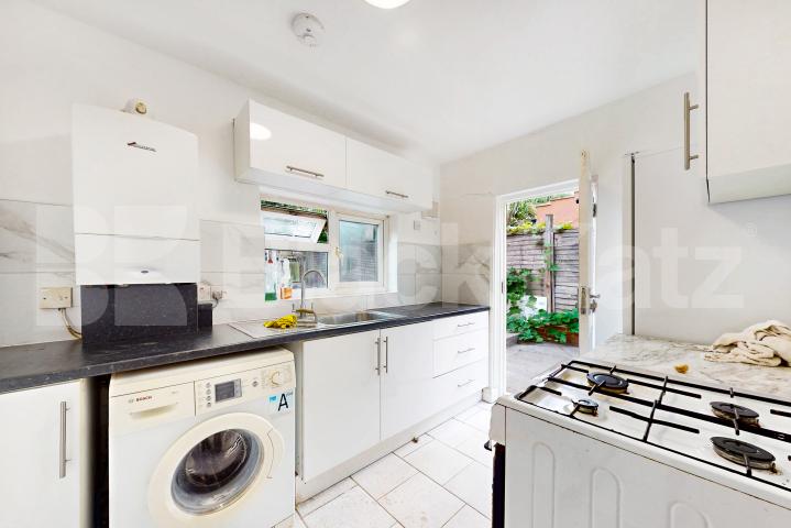 Newly Refurbished Two Bedroom Garden Flat Close to Turnpike Lane Station Sydney Road, Turnpike Lane 