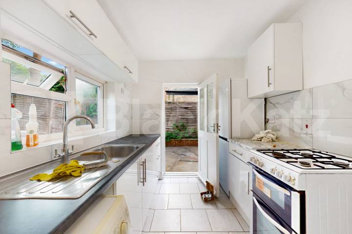 Newly Refurbished Two Bedroom Garden Flat Close to Turnpike Lane Station Sydney Road, Turnpike Lane 