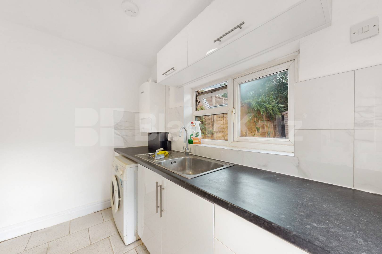 Newly Refurbished Two Bedroom Garden Flat Close to Turnpike Lane Station Sydney Road, Turnpike Lane 