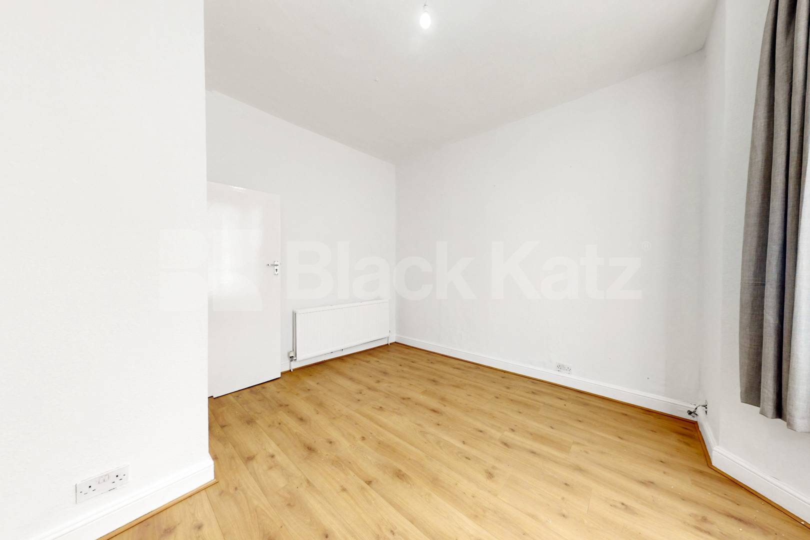 Newly Refurbished Two Bedroom Garden Flat Close to Turnpike Lane Station Sydney Road, Turnpike Lane 